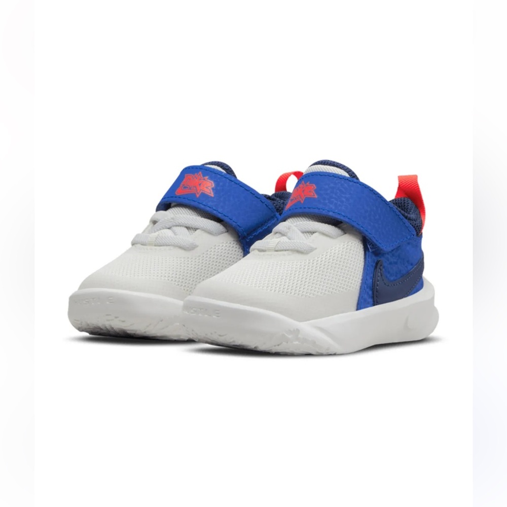 Nike Team Hustle D10 Toddler Sneakers